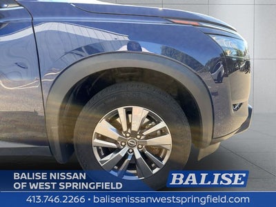 2023 Nissan Pathfinder SV