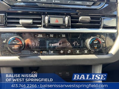 2023 Nissan Pathfinder SV