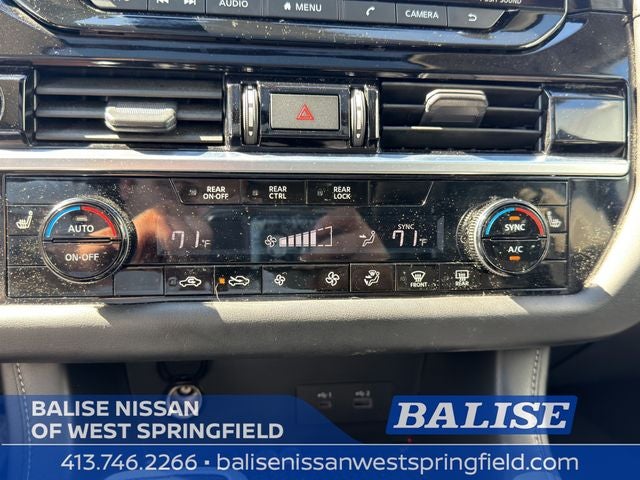 2023 Nissan Pathfinder SV