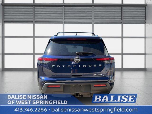 2023 Nissan Pathfinder SV