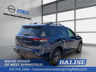 2023 Nissan Pathfinder SV