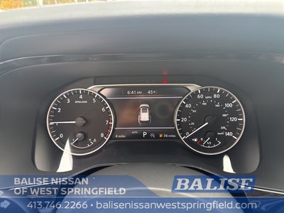 2025 Nissan Pathfinder SV