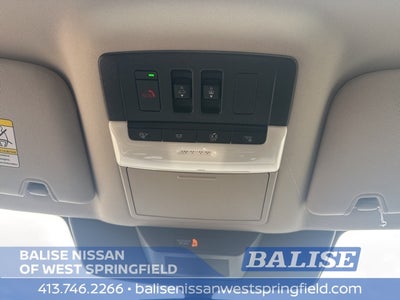 2025 Nissan Pathfinder SV