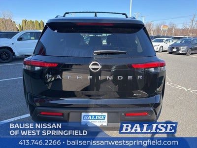 2026 Nissan Pathfinder SV