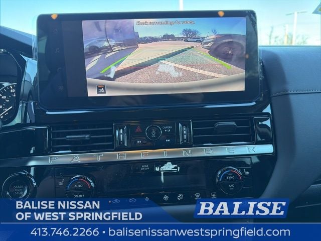 2026 Nissan Pathfinder SV