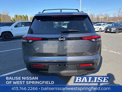 2026 Nissan Pathfinder SV
