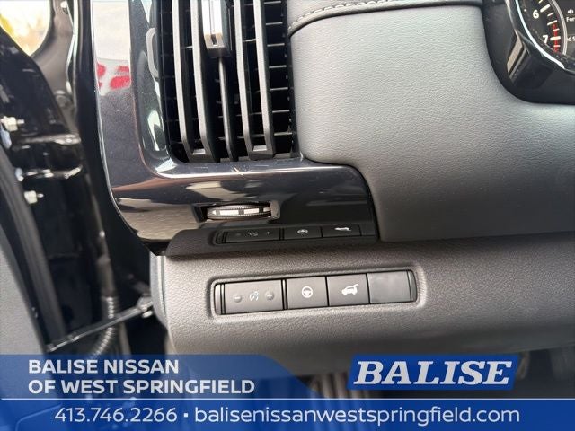 2026 Nissan Pathfinder SV