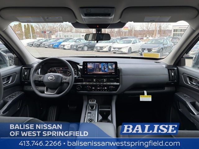 2026 Nissan Pathfinder SV