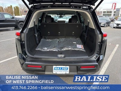 2026 Nissan Pathfinder SV