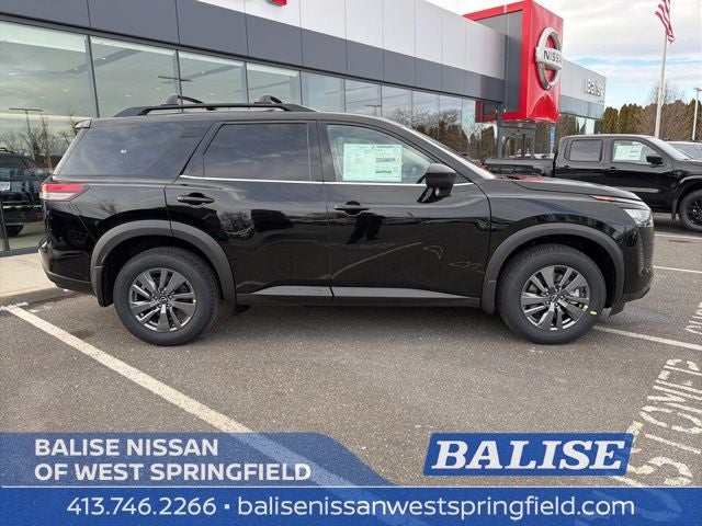 2026 Nissan Pathfinder SV