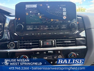 2024 Nissan Pathfinder SL