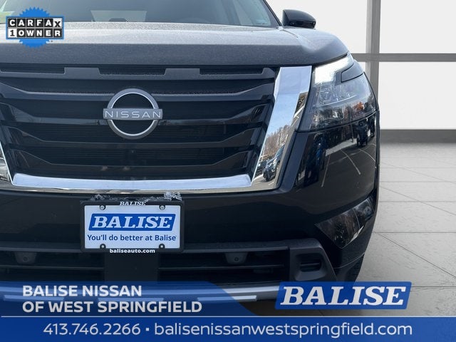 2025 Nissan Pathfinder SL