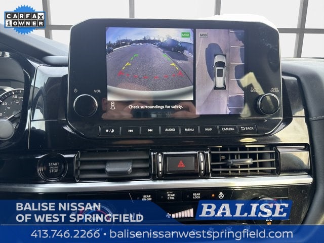 2025 Nissan Pathfinder SL