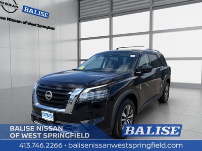2023 Nissan Pathfinder SL