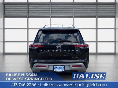 2023 Nissan Pathfinder SL