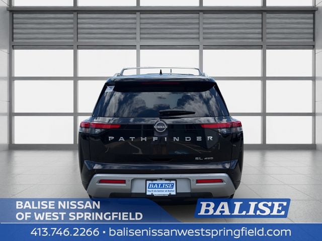 2023 Nissan Pathfinder SL