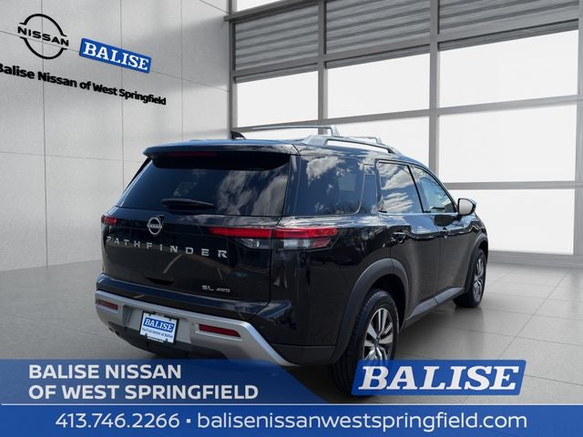 2023 Nissan Pathfinder SL
