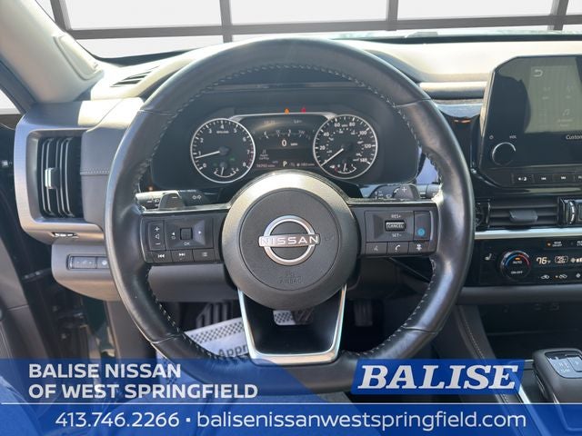 2023 Nissan Pathfinder SL Premium
