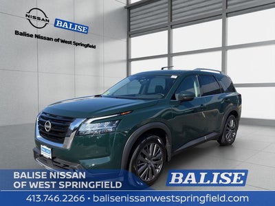 2023 Nissan Pathfinder SL Premium