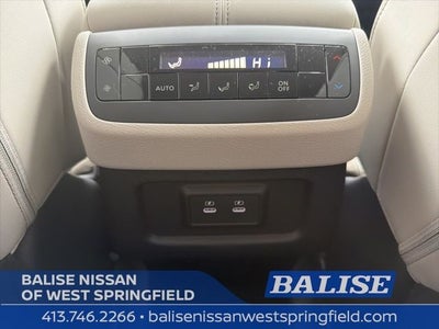 2026 Nissan Pathfinder SL