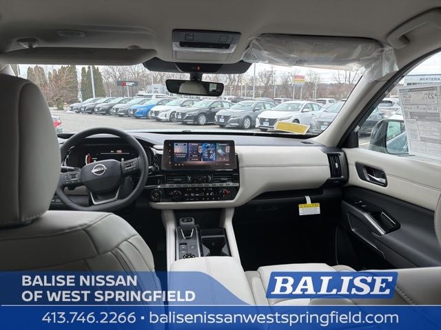 2026 Nissan Pathfinder SL