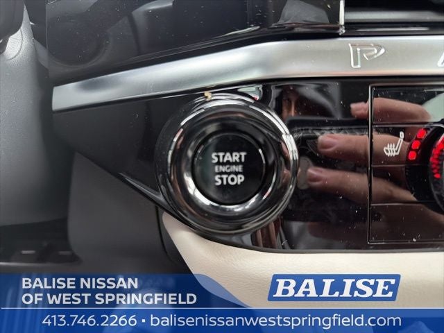 2026 Nissan Pathfinder SL