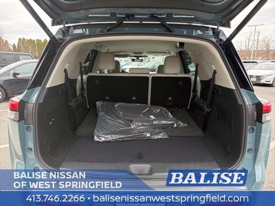 2026 Nissan Pathfinder SL