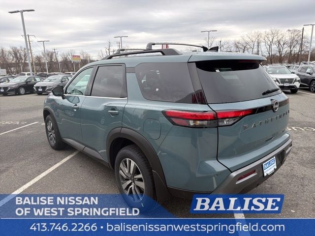 2026 Nissan Pathfinder SL