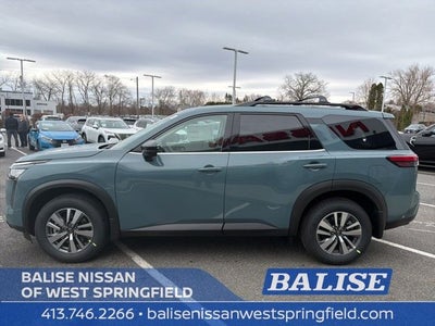 2026 Nissan Pathfinder SL