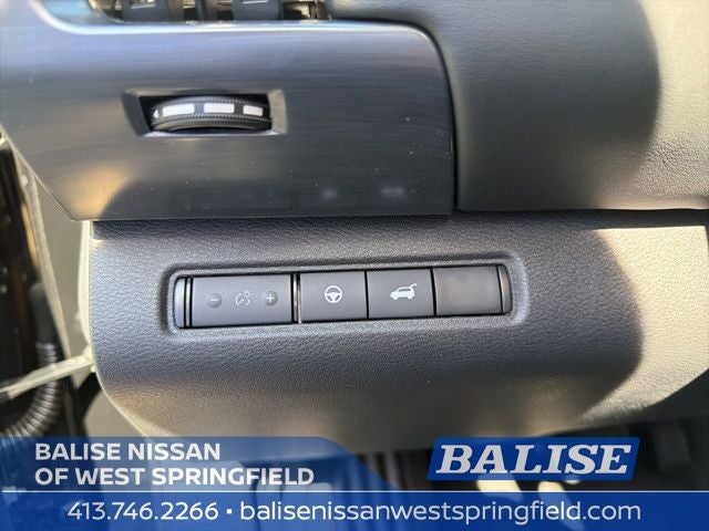 2026 Nissan Pathfinder SL