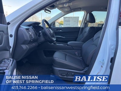 2026 Nissan Pathfinder SL