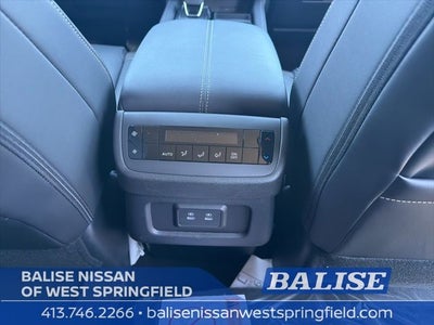 2026 Nissan Pathfinder SL