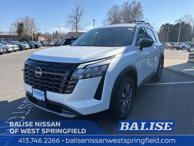 2026 Nissan Pathfinder SL