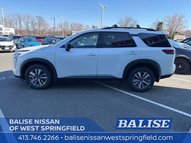 2026 Nissan Pathfinder SL