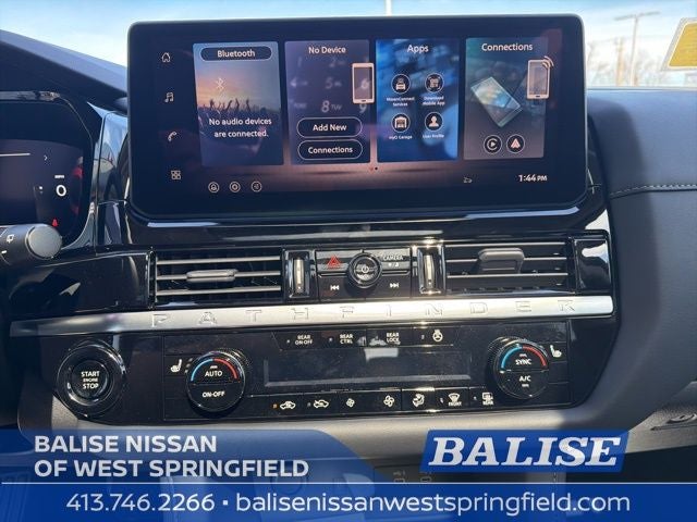 2026 Nissan Pathfinder SL