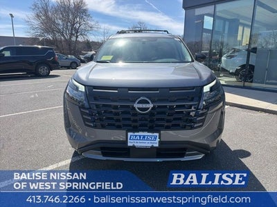 2026 Nissan Pathfinder SL