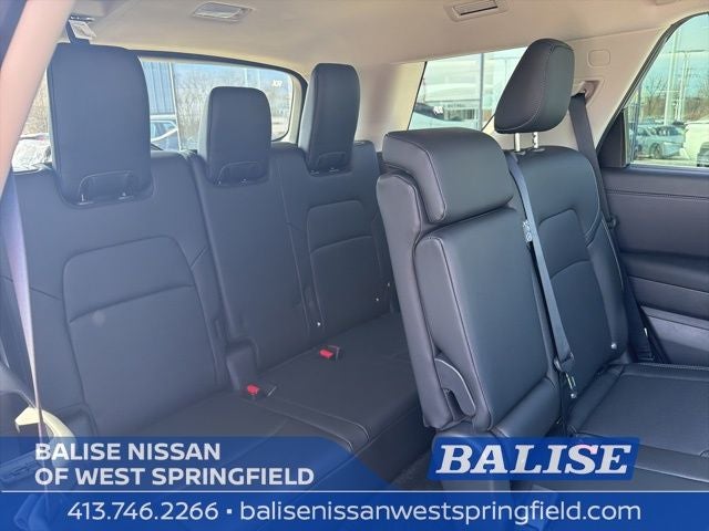 2026 Nissan Pathfinder SL