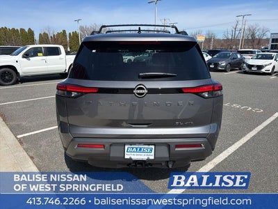 2026 Nissan Pathfinder SL
