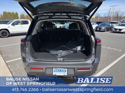 2026 Nissan Pathfinder SL