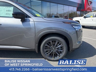 2026 Nissan Pathfinder SL