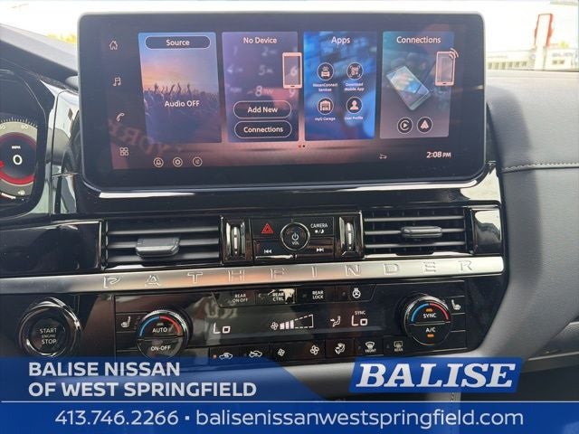 2026 Nissan Pathfinder SL