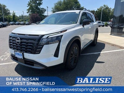 2026 Nissan Pathfinder SL