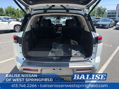 2026 Nissan Pathfinder SL