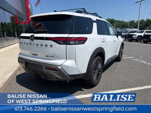 2026 Nissan Pathfinder SL