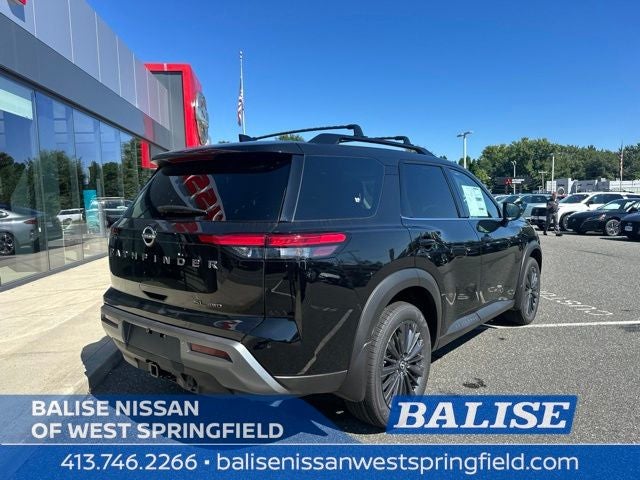 2026 Nissan Pathfinder SL