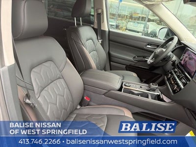 2026 Nissan Pathfinder Platinum