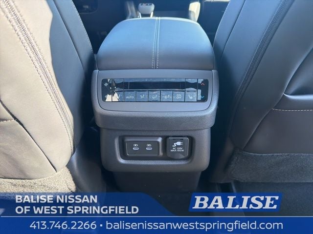 2026 Nissan Pathfinder Platinum