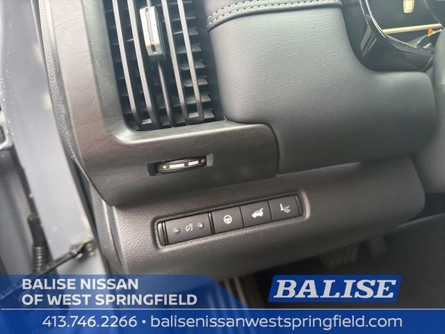 2026 Nissan Pathfinder Platinum