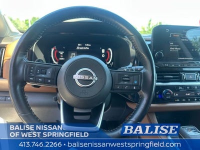 2022 Nissan Pathfinder Platinum 2nd Row Captain