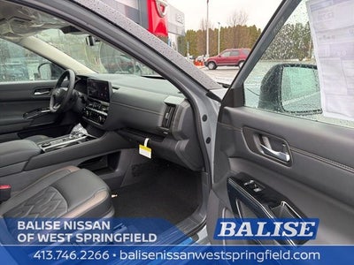2026 Nissan Pathfinder Platinum